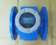 潜水型电磁流量计的特点及工作原理